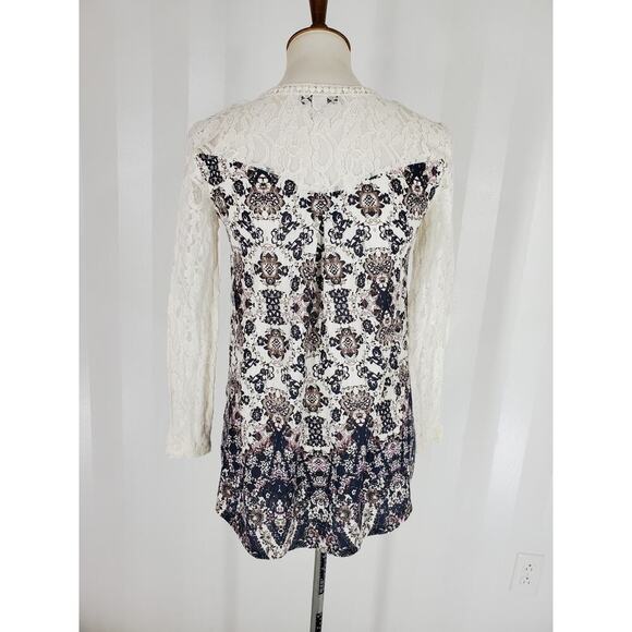 VINTAGE AMERICA BLUES Lace Sleeve Top Sz S - Picture 4 of 10
